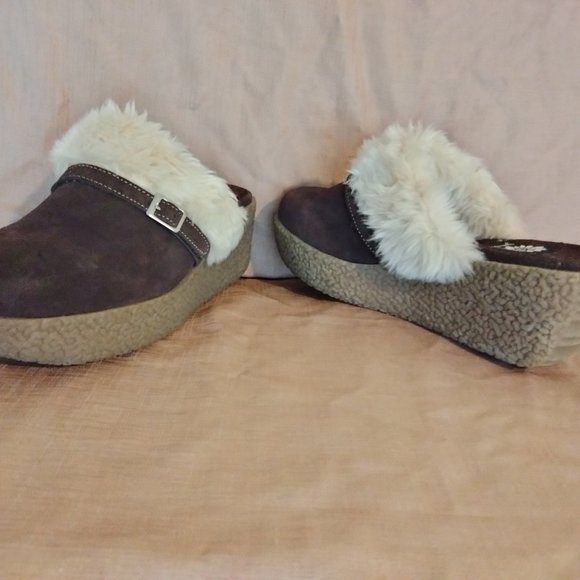 Yellow Box shoes/Clog Women upper Leather, Fur Trim CHOW 8 M NWOB - Picture 4 of 9